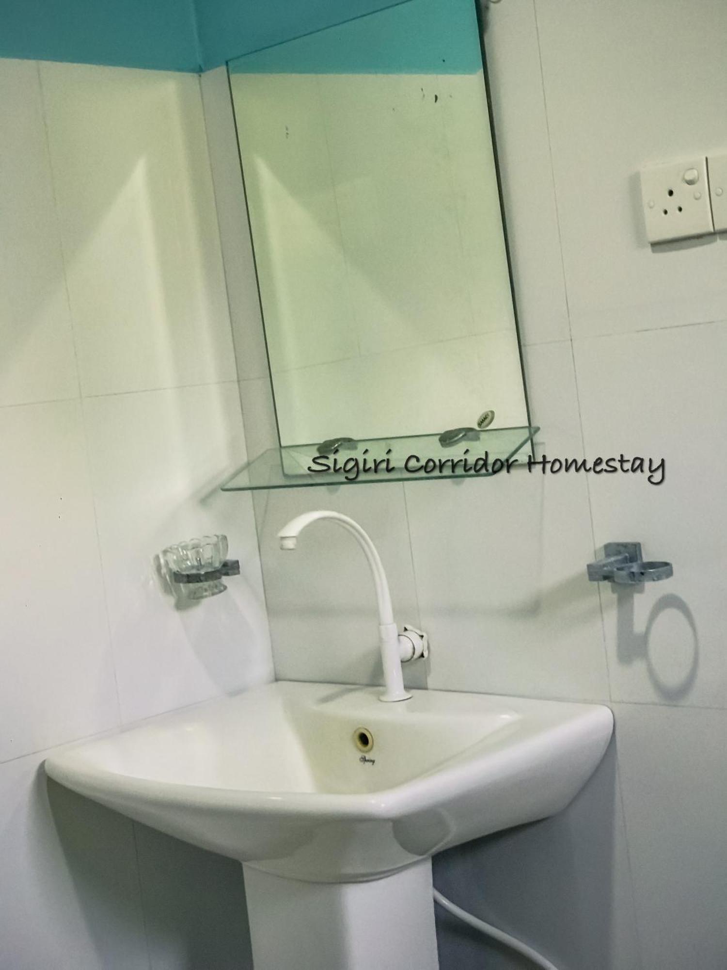 Sigiri Corridor Home Stay Σιγκιρίγια Δωμάτιο φωτογραφία